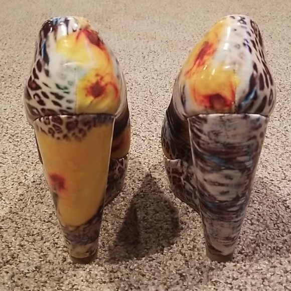 Zigisoho | Wedges - Picture 3 of 12